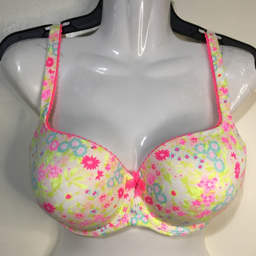 Victoria’s Secret Bra